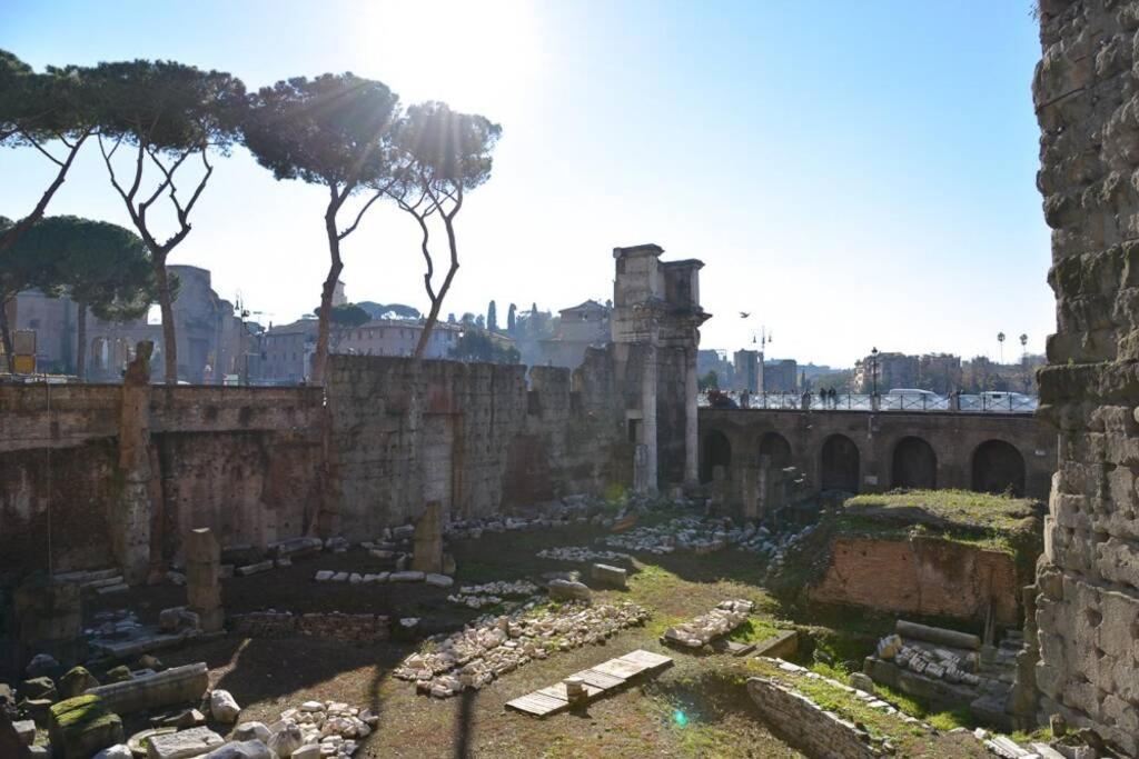 Ibernesi - Charming Apartment At The Roman Forums Esterno foto