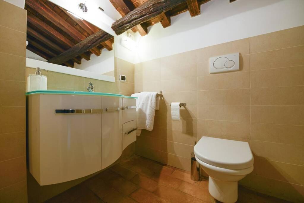 Ibernesi - Charming Apartment At The Roman Forums Esterno foto