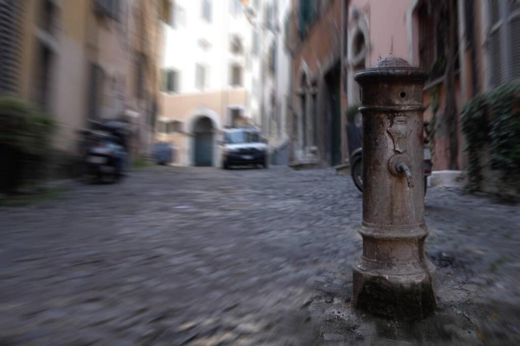 Ibernesi - Charming Apartment At The Roman Forums Esterno foto